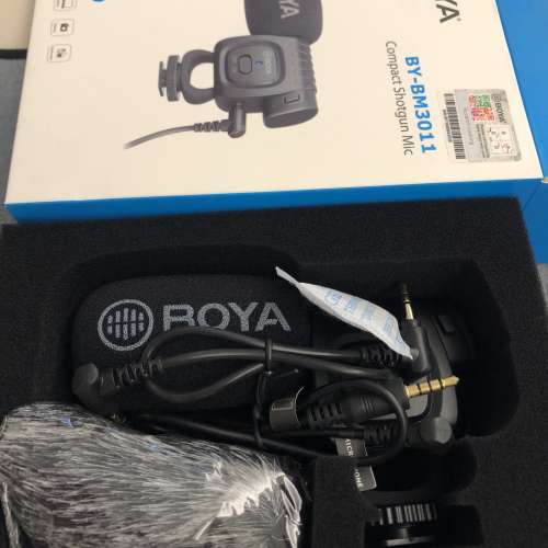 Professional BOYA Camera Shotgun Microphone with Shock Mount Foam