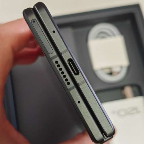 Vivo X Fold3 Pro 絨黑色16G+1TB