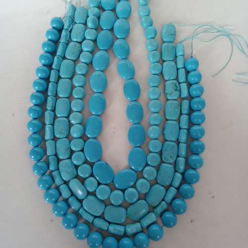 一手五條howlite 松石珠串長約16寸，清貨共售300元，單條120元。no.B5.9.24