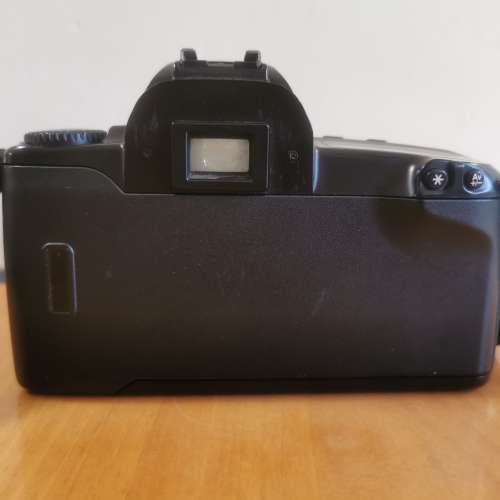 Canon EOS 500 輕巧細小菲林機入門晉升版