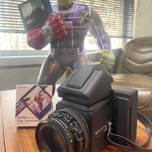 Hasselblad 500cm 500c/m carl zeiss cf80mm f2.8 NONS fujifilm instax square