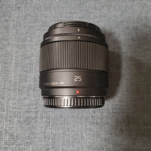 Panasonic Lumix 25mm F1.7 (M43 MFT) + hoods + CPL