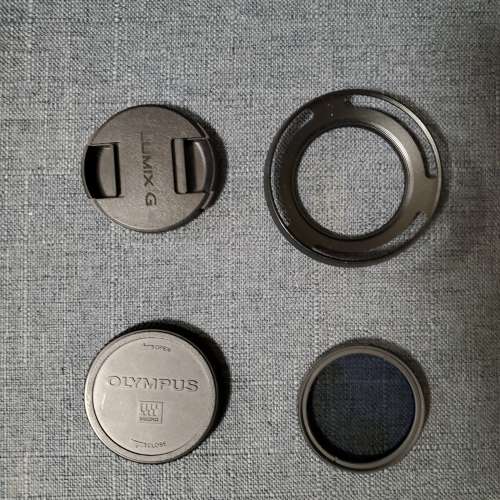 Panasonic Lumix 25mm F1.7 (M43 MFT) + hoods + CPL