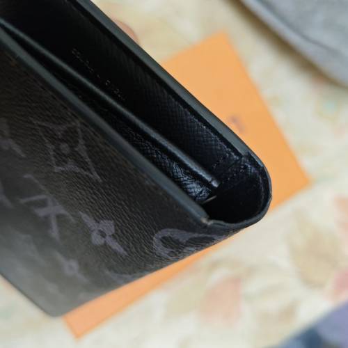 閒置LV經典長銀包 有單有盒冇塵袋