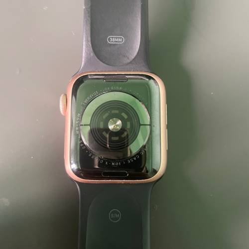 apple watch s4 40mm gps