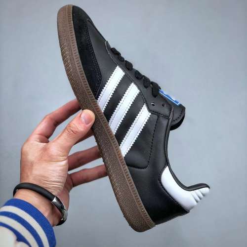 Gentlemen de training football style all low top leisure sports shoes