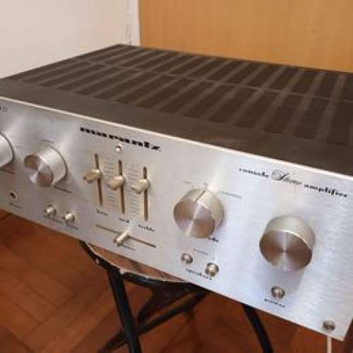 Marantz 1090 Amplifier