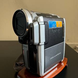 Canon HV10 HDV Camcorder / Panasonic Lumix DMC-FZ18 / Olympus Camedia C-770 UZ