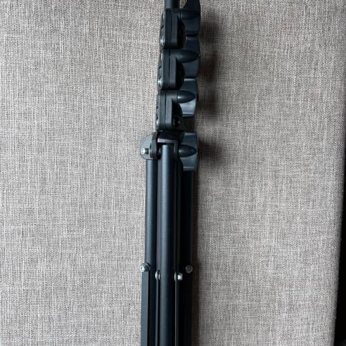 小型閃光燈腳架(最高130 cm)