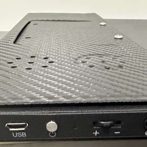 九成新 14" Portable Monitor (超輕身便攜式顯示屏)