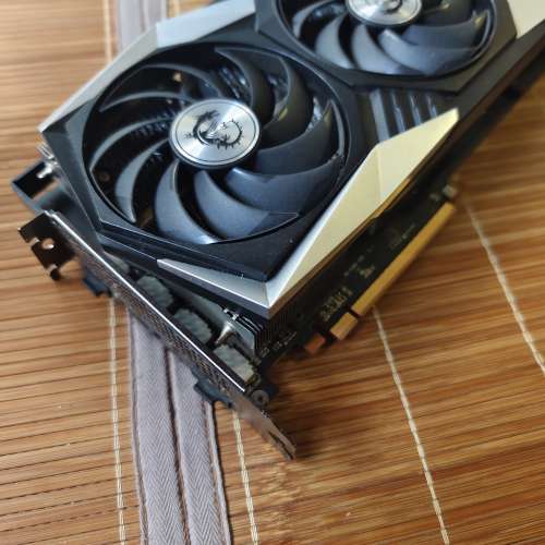 微星MSI RX6800XT 16GB 正常使用，已更換導熱