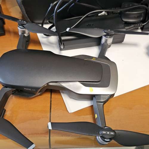 Dji mavic air fly more combo