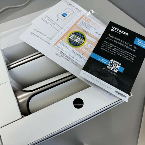 Netgear Orbi Mesh WiFi 6E RBKE962 full set with warranty 旗艦級四頻路由器