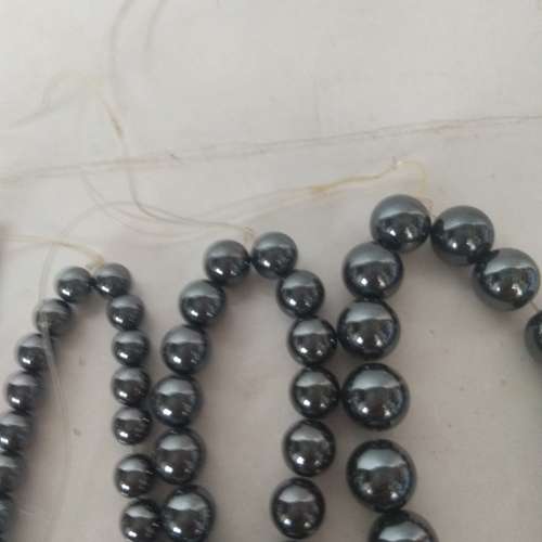 一手三條貝珠串shell pearl，6/8/10mm 約16寸，清貨三條共售180元歡迎出價。no.A9....