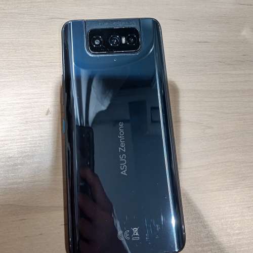 ZenFone 8flip 8+256 淨機9新