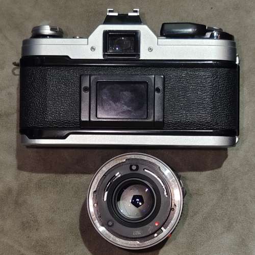 Canon AE-1 AE1 + 50/1.8 FD