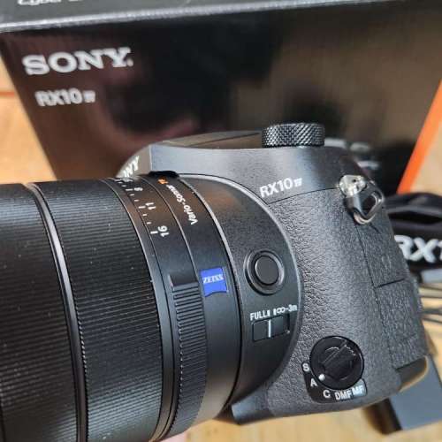 Sony RX10 iv