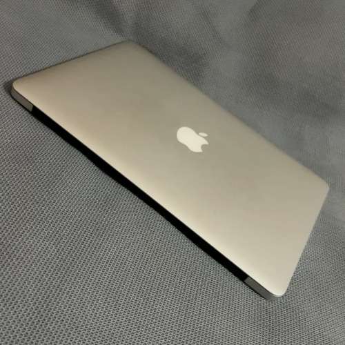 Apple MacBookair IntelCore i7 13寸超薄筆記本 ，頂配 內存8G＋256GB，2k高清屏幕...