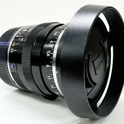 Carl Zeiss Biogon 35mm F/2 (Black) for M mount
