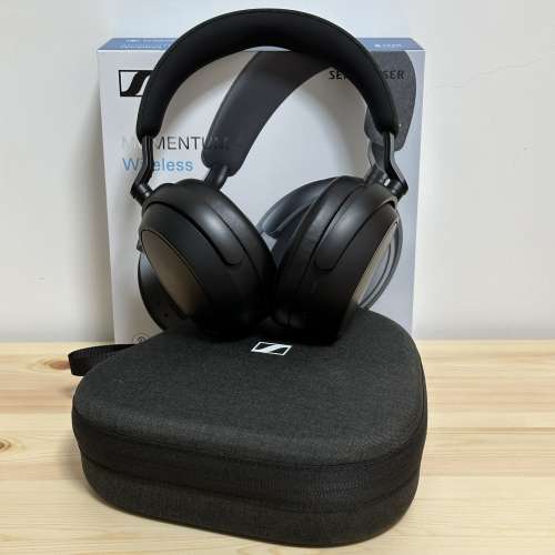 Sennheiser Momentum 4 Wireless
