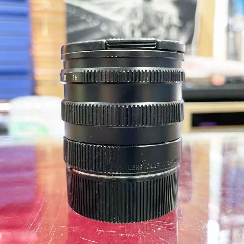 Leica Summilux-M 50mm F/1.4 Pre-A