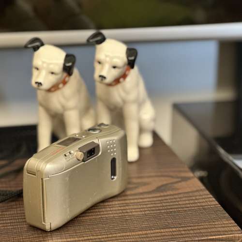 出售olympus stylus （mju) zoom105菲林相機一部，100%正常，外覿80%新，見面可試及...