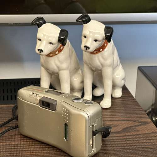 出售olympus stylus （mju) zoom105菲林相機一部，100%正常，外覿80%新，見面可試及...