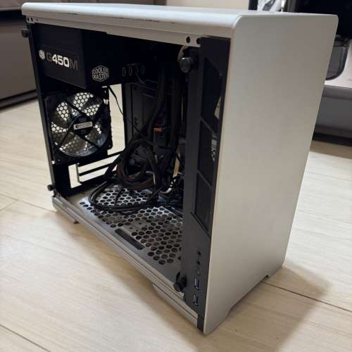 ITX 機箱+ 450W火牛 + 風扇x2