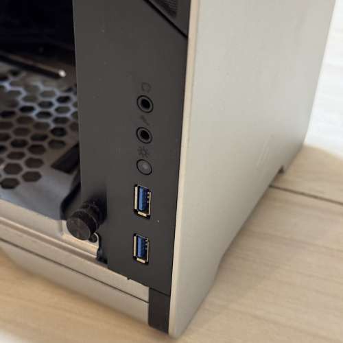 ITX 機箱+ 450W火牛 + 風扇x2