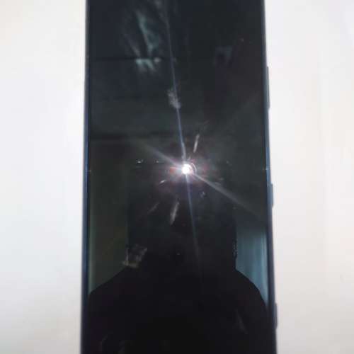 半壞Xperia 5 當零件賣 有興趣朋友可買回去自行研究 有盒有單全新未使用配件