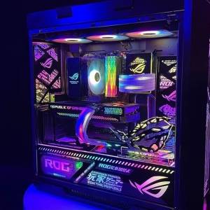 第 10代 Intel® Core™ i7處理器 台式水冷RGB電競電腦主機 ，高配16G 記憶體，電打...