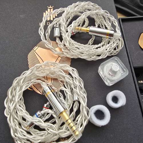 Hidizs MP145 - Golden Titanium Limited Edition Planar IEMS