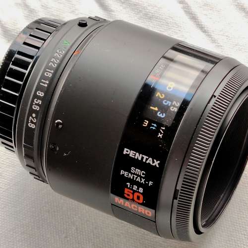 Pentax - F 50mm f2.8 Macro