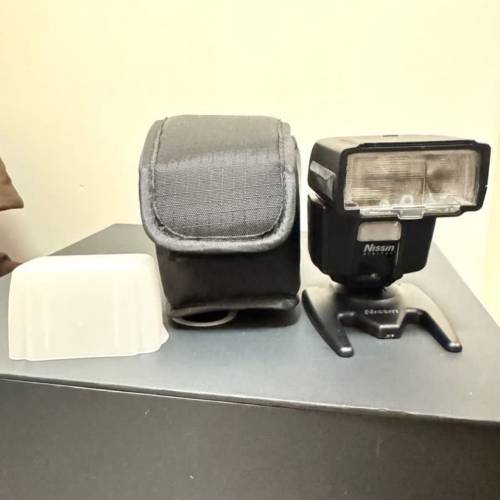 手快有 🌟新淨 Nissin i40 閃光燈
