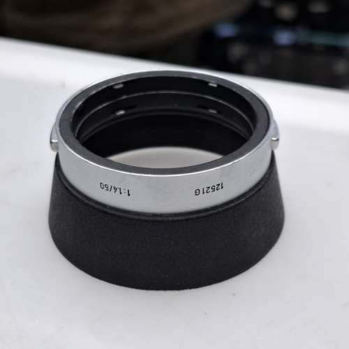 LEITZ 50MM F1.4 METAL HOOD