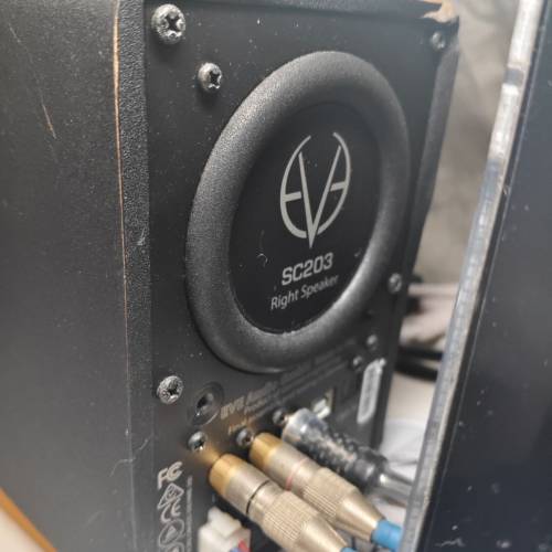eve audio sc203
