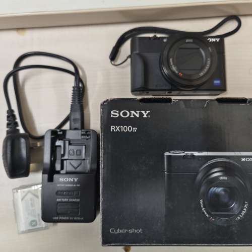 9成新 RX100 IV 有盒+2粒原裝電池+充電器