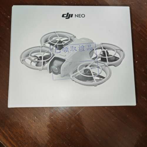 DJI NEO
