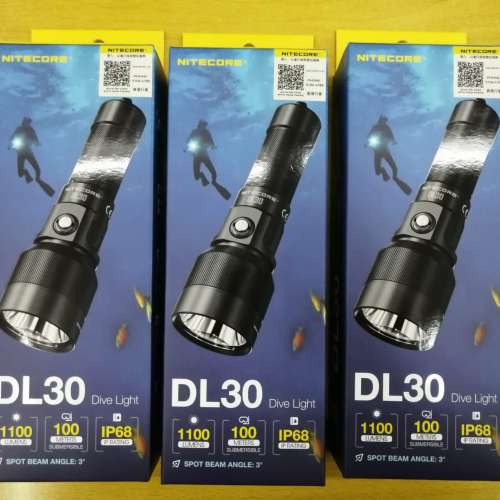 Nitecore DL30 100 meters Diving Torch (全新行貨連一年保養）