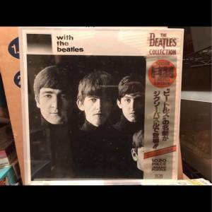 全新日本限量絕版the beatles 1020 塊砌圖 （每盒有限量號碼在盒 ）每盒$3000 made...