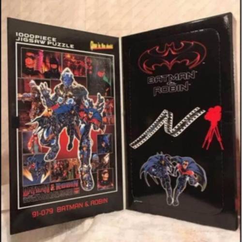 日本全新限量版Batman 蝙蝠倈1000塊夜光砌圖