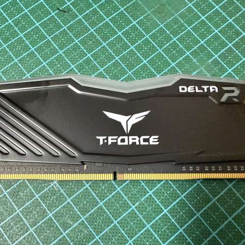 T-FORCE 16GB DDR4 3600 (CL18-22-22-42 1.5V) x 2條