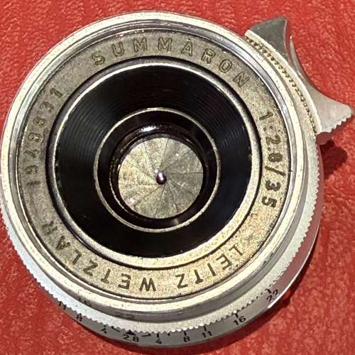 Leica Summaron 35mm f2.8 M lens