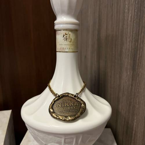 Nikka 鹤 17年 白瓷瓶版  700ml  （極罕）