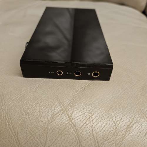 sp3000 黑鋼行貨全套有單過保跟多個 Dignis 墨綠色機套