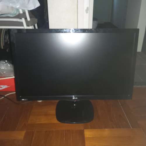 LG 27” LED iDTV