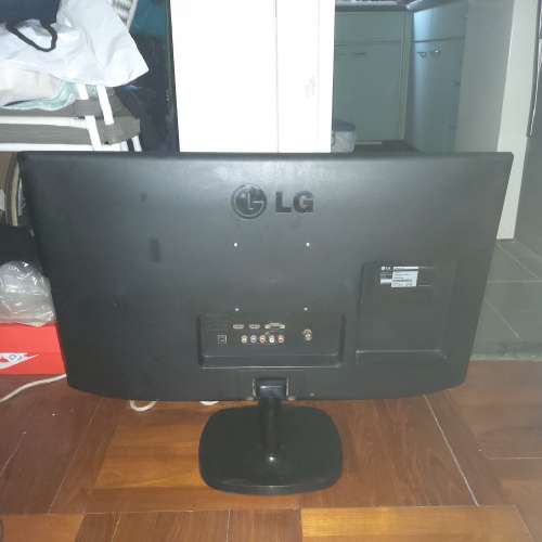 LG 27” LED iDTV