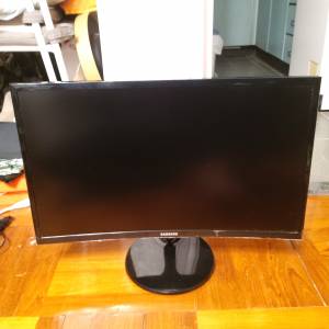 Samsung 24” LED 曲 Monitor