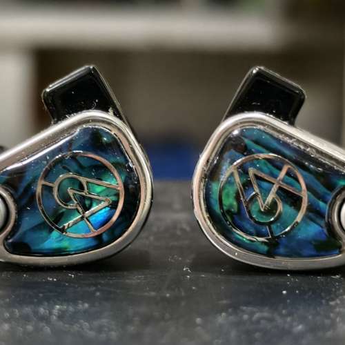 98% New 64 Audio Nio 混合單元耳機