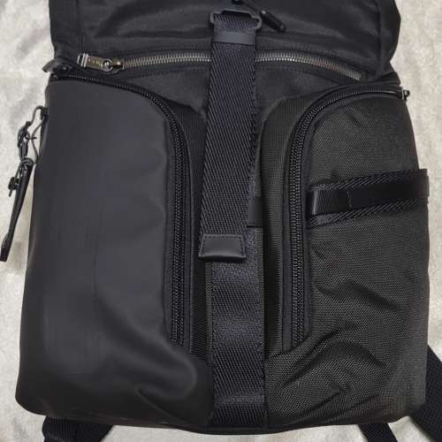 Tumi Alpha Bravo 高級時尚背囊